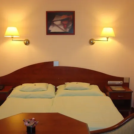Romantik 3*