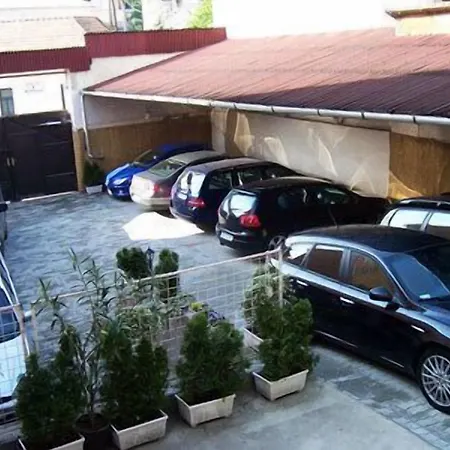 罗曼缇卡埃格酒店 酒店