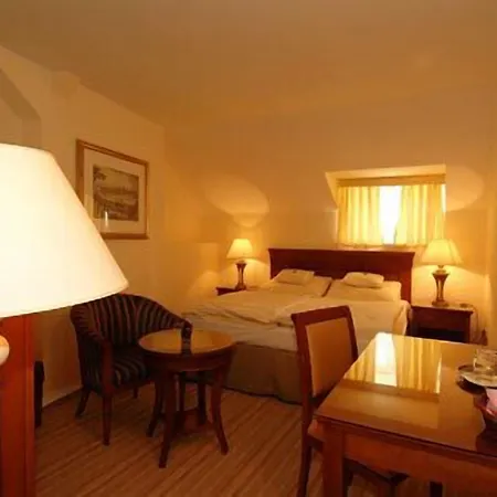 罗曼缇卡埃格酒店 酒店 3*